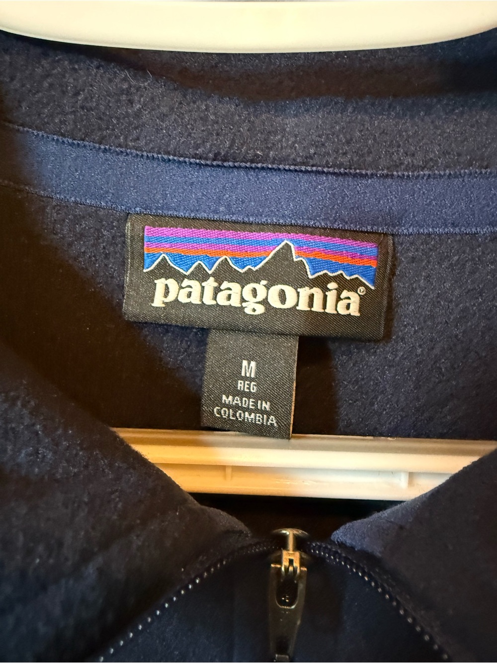 Patagonia Men’s Navy Quarter-Zip Fleece Pullover - Picture 3 of 3